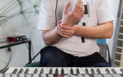 Las lesiones en músicos más comunes y cómo tratarlas y prevenirlas